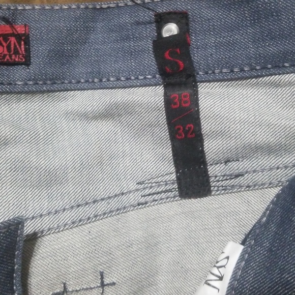 Jeans - Picture 3 of 5